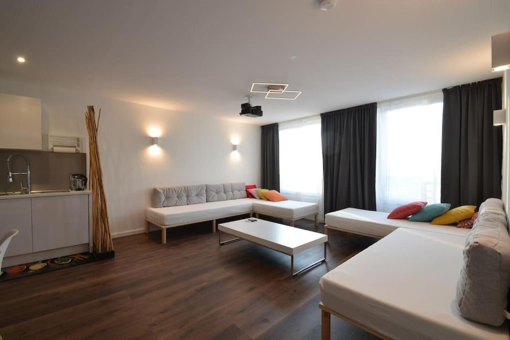3 Bathroom, Rhapsody In Roof, Penthouse Apartment *